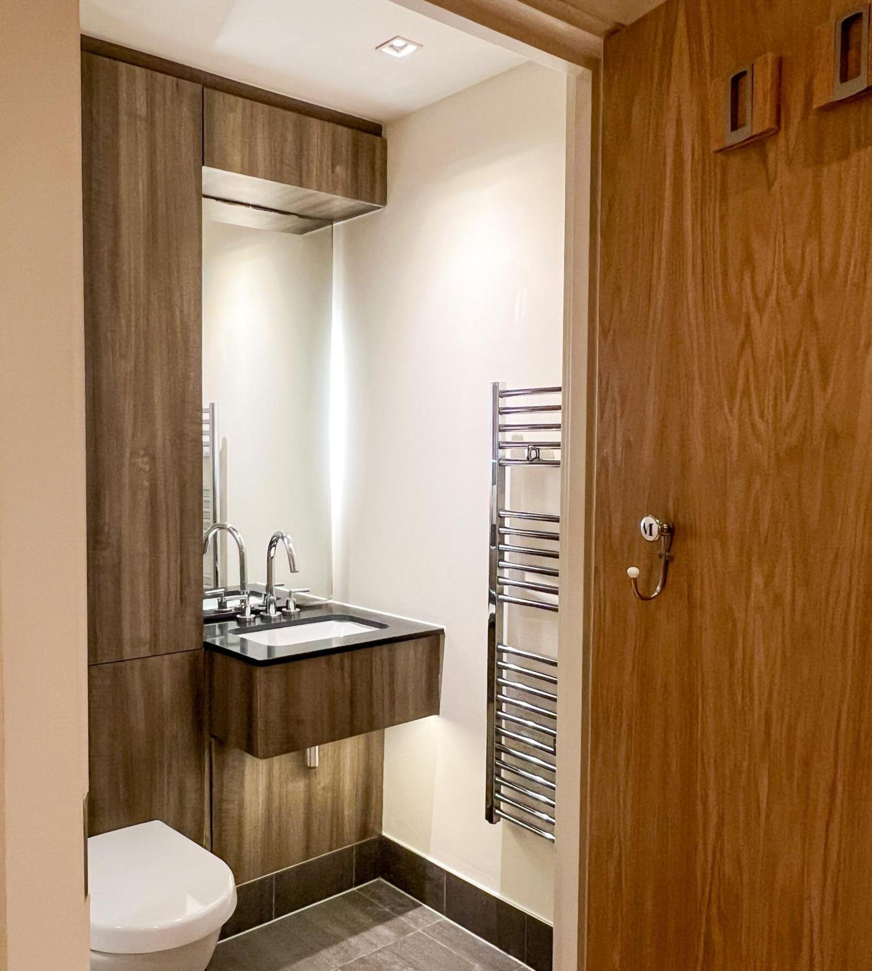 Wood Studio Flat Apartment London Bagian luar foto